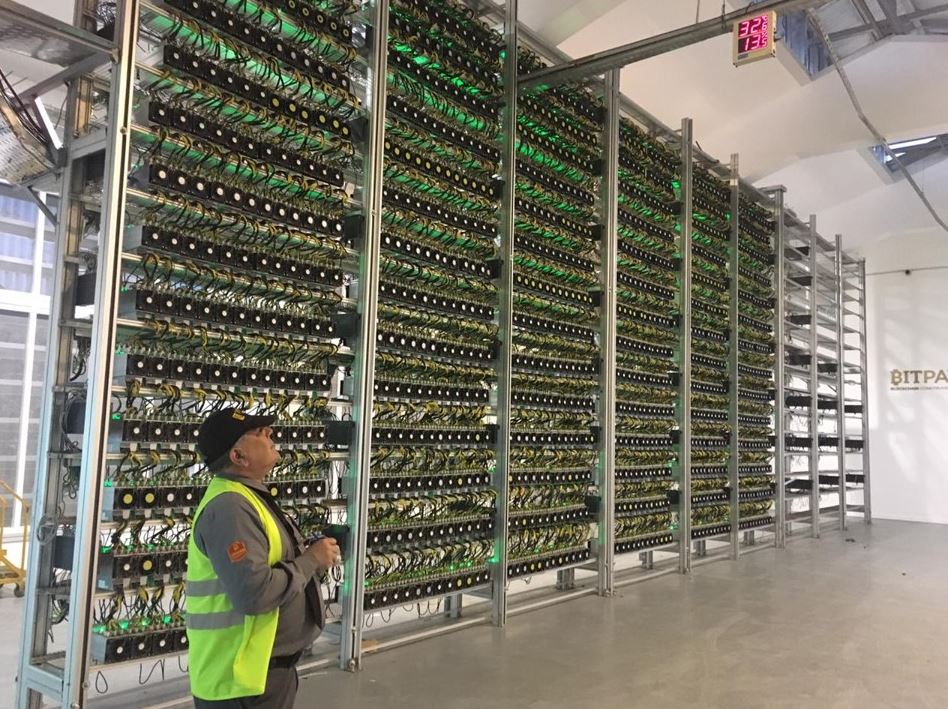 granja de mineria de bitcoin